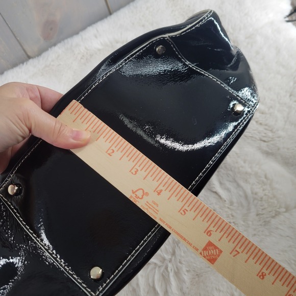 Kate Spade Patent Leather Handbag Womens Black Peeny Treesh FLAW - Picture 10 of 10